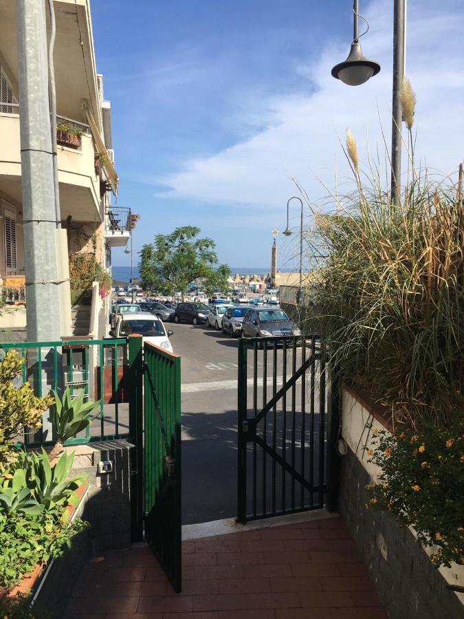 Ferienwohnung Da Alfio Acireale Exterior foto